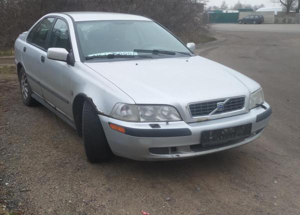 Volvo S40, 2004 год выпуска с двигателем Бензин, 6 248 BYN в г. Барановичи