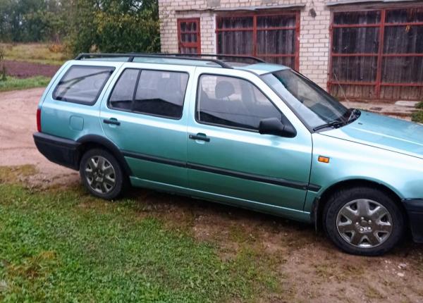 Volkswagen Golf, 1994 год выпуска с двигателем Бензин, 6 286 BYN в г. Поставы