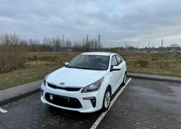 Kia Rio, 2020 год выпуска с двигателем Бензин, 54 976 BYN в г. Минск