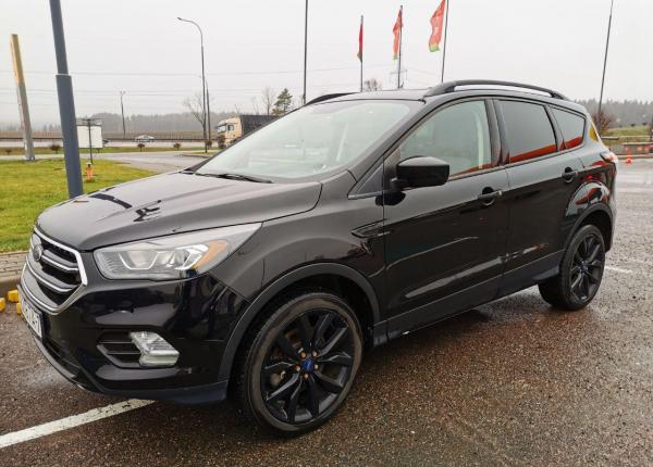 Ford Escape, 2016 год выпуска с двигателем Бензин, 56 368 BYN в г. Минск