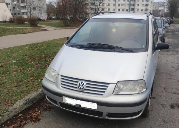 Volkswagen Sharan, 2001 год выпуска с двигателем Бензин, 19 604 BYN в г. Могилёв