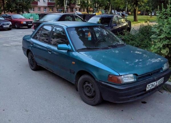 Mazda 323, 1993 год выпуска с двигателем Бензин, 4 729 BYN в г. Гродно