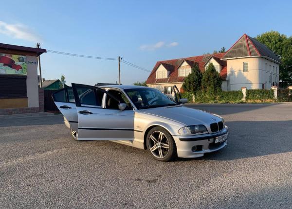 BMW 3 серия, 2001 год выпуска с двигателем Дизель, 25 266 BYN в г. Марьина Горка