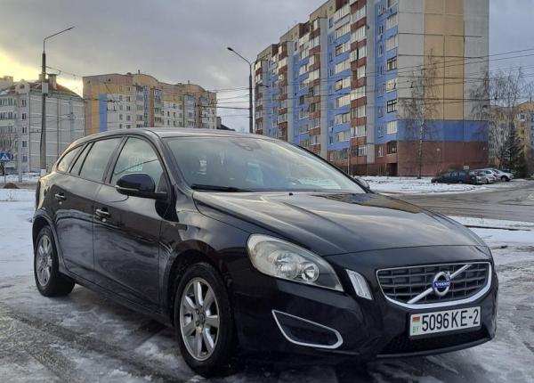 Volvo V60, 2011 год выпуска с двигателем Дизель, 40 691 BYN в г. Витебск