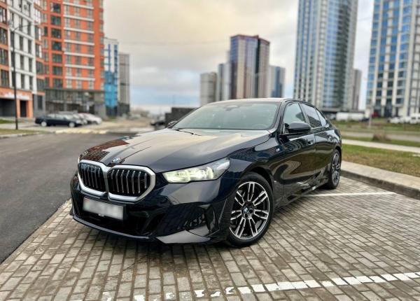 BMW 5 серия, 2024 год выпуска с двигателем Дизель, 288 670 BYN в г. Минск