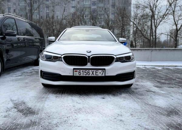 BMW 5 серия, 2019 год выпуска с двигателем Бензин, 118 773 BYN в г. Минск