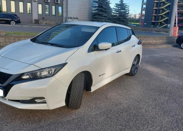 Nissan Leaf, 2019 год выпуска с двигателем Электро, 54 403 BYN в г. Минск