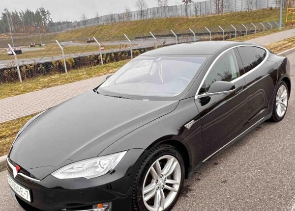 Tesla Model S, 2015 год выпуска с двигателем Электро, 64 668 BYN в г. Минск