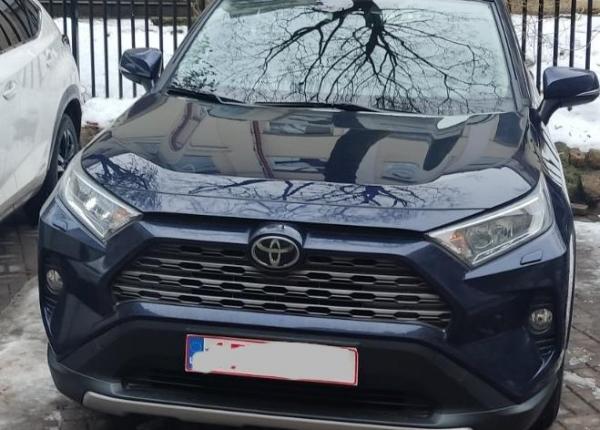 Toyota RAV4, 2019 год выпуска с двигателем Бензин, 102 903 BYN в г. Минск