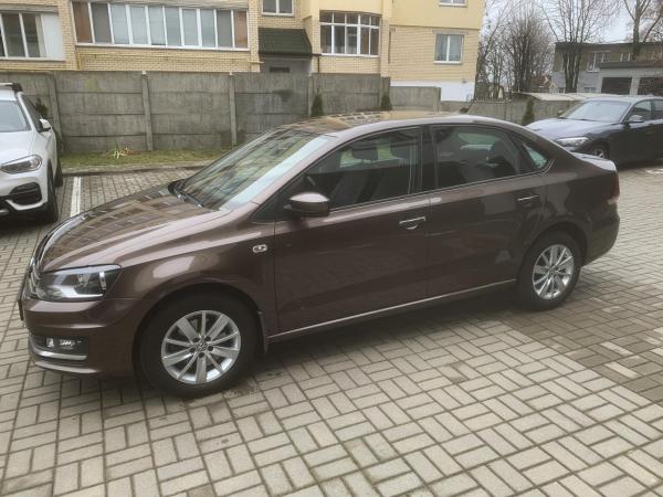 Volkswagen Polo, 2017 год выпуска с двигателем Бензин, 44 626 BYN в г. Минск