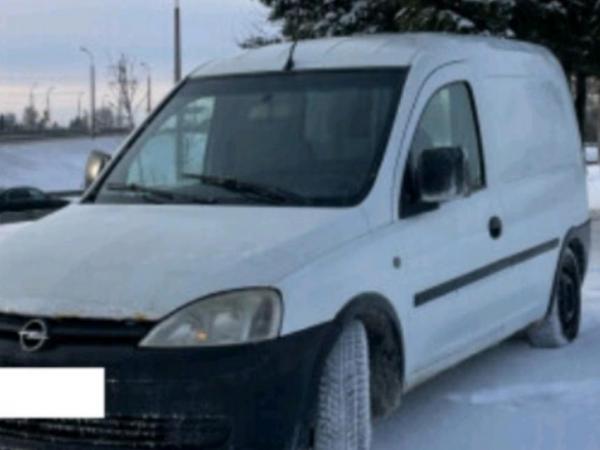 Opel Combo, 2004 год выпуска с двигателем Дизель, 9 996 BYN в г. Минск