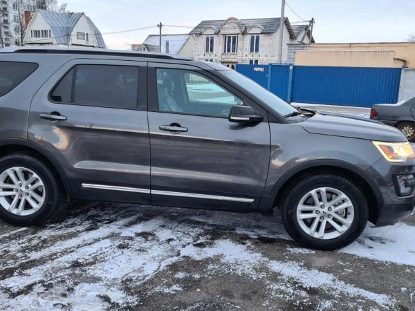 Ford Explorer, 2017 год выпуска с двигателем Бензин, 85 682 BYN в г. Минск