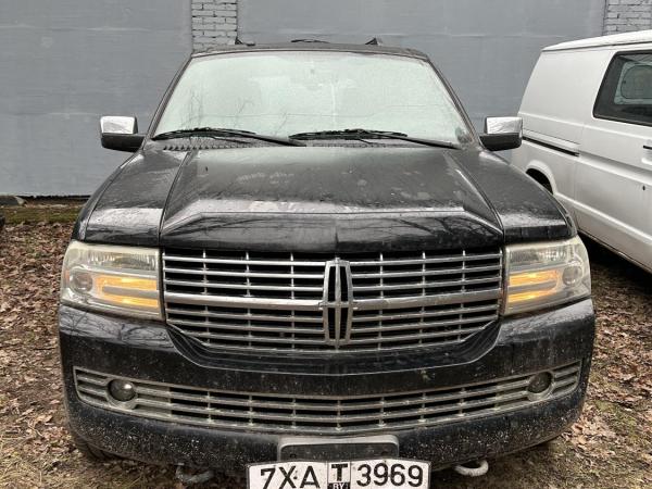 Lincoln Navigator, 2007 год выпуска с двигателем Бензин, 62 850 BYN в г. Минск