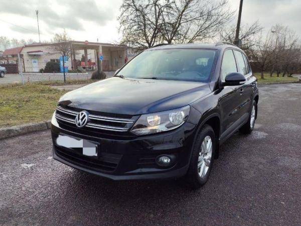 Volkswagen Tiguan, 2014 год выпуска с двигателем Бензин, 48 017 BYN в г. Минск