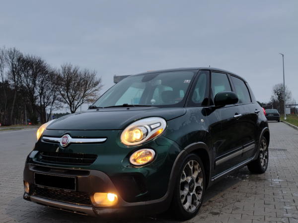 Fiat 500L, 2013 год выпуска с двигателем Бензин, 33 229 BYN в г. Минск