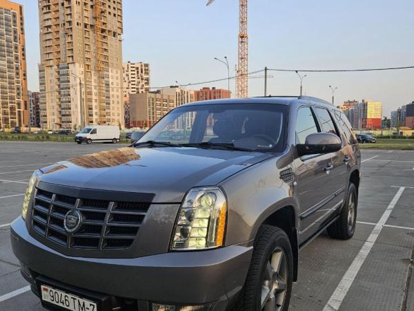 Cadillac Escalade, 2012 год выпуска с двигателем Газ/бензин, 77 683 BYN в г. Минск