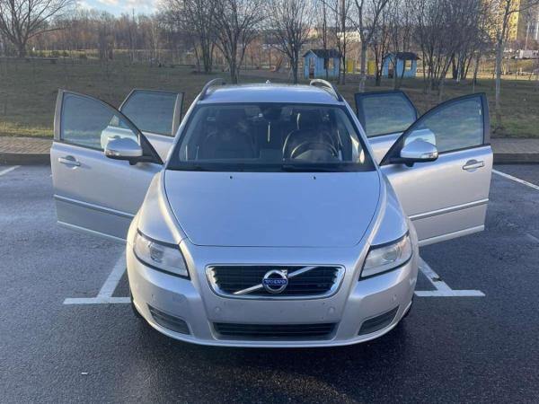 Volvo V50, 2011 год выпуска с двигателем Дизель, 34 558 BYN в г. Минск