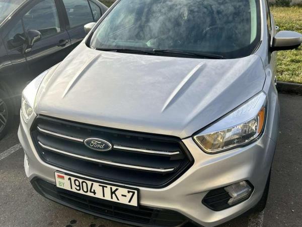 Ford Escape, 2017 год выпуска с двигателем Бензин, 47 698 BYN в г. Минск