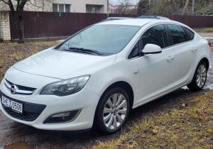 Opel Astra в лизинг