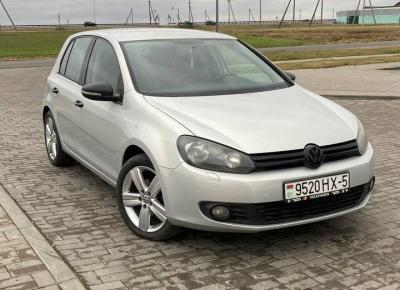 Фото Volkswagen Golf