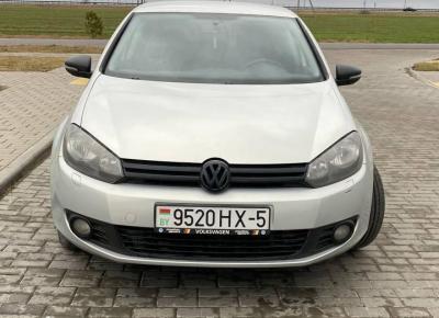 Фото Volkswagen Golf