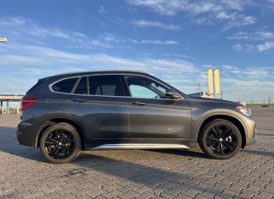 Фото BMW X1