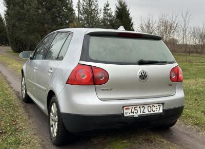 Фото Volkswagen Golf