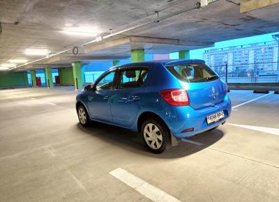 Фото Renault Sandero