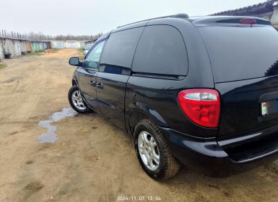 Фото Dodge Caravan