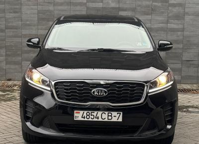 Фото Kia Sorento