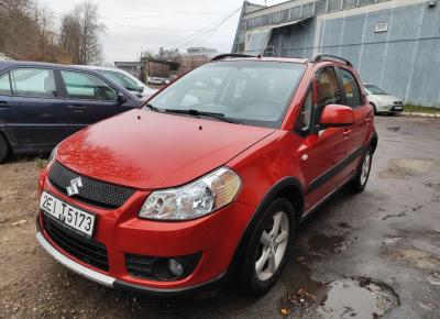 Фото Suzuki SX4