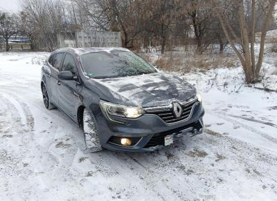 Фото Renault Megane