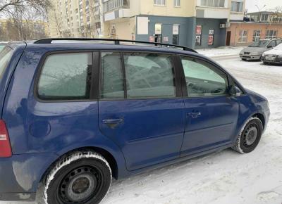 Фото Volkswagen Touran