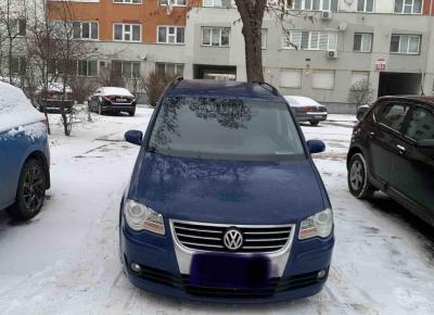 Фото Volkswagen Touran