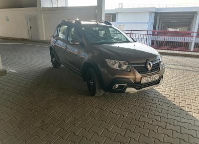 Фото Renault Sandero