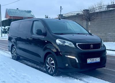 Фото Peugeot Traveller