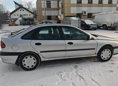 Фото Renault Laguna