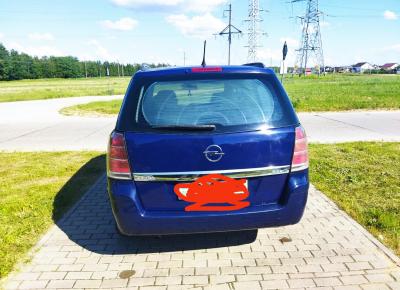 Фото Opel Zafira