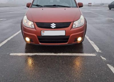 Фото Suzuki SX4