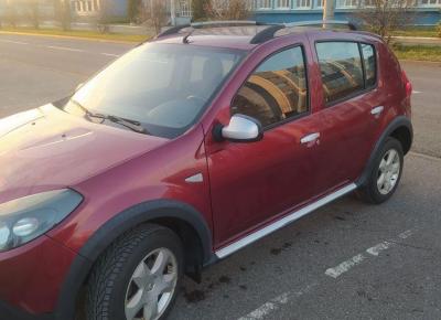 Фото Renault Sandero