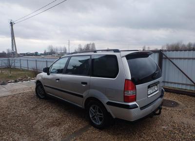 Фото Mitsubishi Space Wagon