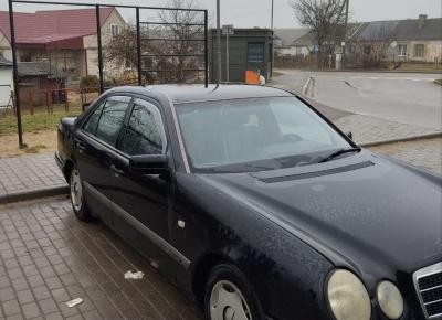 Фото Mercedes-Benz E-класс