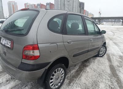 Фото Renault Scenic