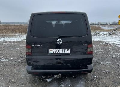 Фото Volkswagen Multivan