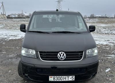 Фото Volkswagen Multivan