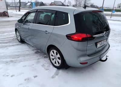 Фото Opel Zafira