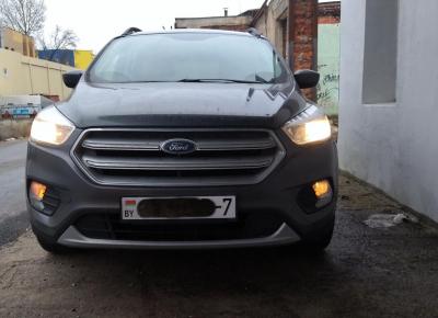 Фото Ford Escape