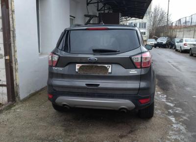 Фото Ford Escape