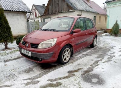 Фото Renault Scenic