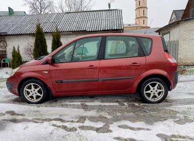 Фото Renault Scenic